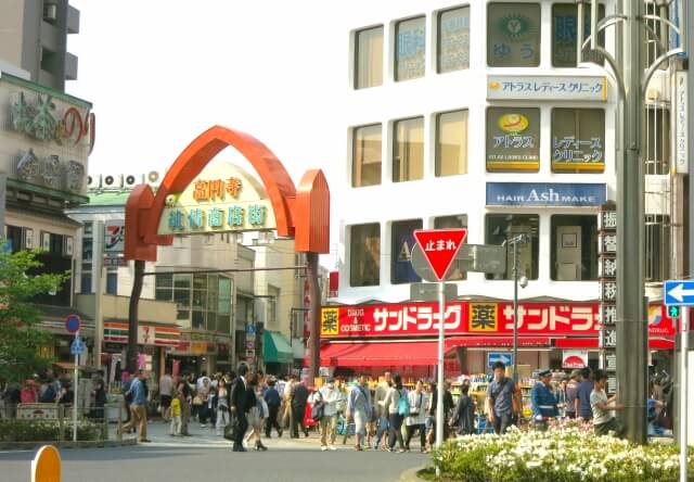 JR高円寺駅周辺の街並み