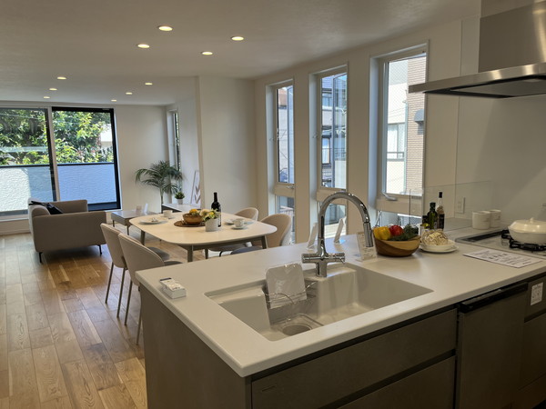 「高円寺南2丁目」のリビング